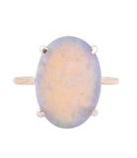 MID-CENTURY GOLD & OPAL CABOCHON RING
