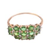 HALLMARKED 9CT & DIOPSIDE & DIAMOND CLUSTER RING