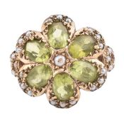 1970S HALLMARKED 9CT GOLD PERIDOT & PEARL CLUSTER RING