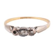 18CT GOLD & DIAMOND RING AF