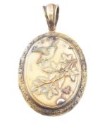 VICTORIAN GILT LOCKET