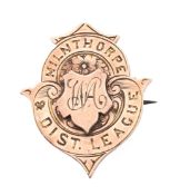 EDWARDIAN HALLMARKED 9CT GOLD SHIELD BADGE PIN