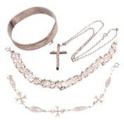 COLLECTION OF SILVER JEWELLERY