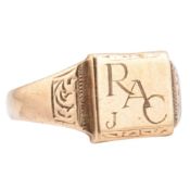 HALLMARKED 9CT GOLD ENGRAVED SIGNET RING