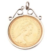 MOUNTED 1980 FULL SOVEREIGN NECKLACE PENDANT