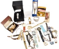 LARGE COLLECTION OF VINTAGE & MODERN WRISTWATCHES