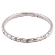 PLATINUM BAND RING