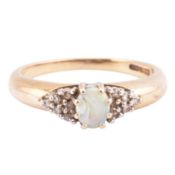 HALLMARKED 9CT GOLD OPAL & DIAMOND RING