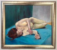 ROBIN SYMES (1939-2023) - UNTITLED NUDE PORTRAIT OF LADY ON BLUE