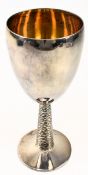 A 20TH CENTURY HALLMARKED SILVER GOBLET / WINE GLASS
