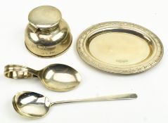 THREE 20TH CENTURY HALLMARKED SILVER INKWELL & OTHERS