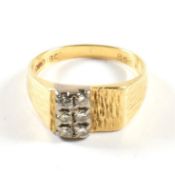 1970S 18CT GOLD & DIAMOND RING