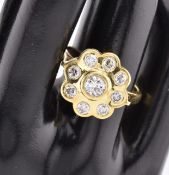 HALLMARKED 18CT GOLD & DIAMOND 'HAND MADE' CLUSTER RING