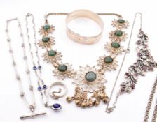 COLLECTION OF JEWELLERY INCLUDING SILVER BANGLE