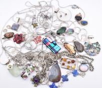 QUANTITY OF SILVER & WHITE METAL PENDANT NECKLACES