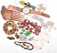 COLLECTION OF ANTIQUE & MODERN COSTUME JEWELLERY