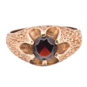 1970S HALLMARKED 9CT GOLD & PASTE SIGNET RING