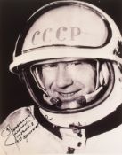 SPACE EXPLORATION - ALEXEI LEONOV - FIRST SPACEWALKER - SIGNED 8X10