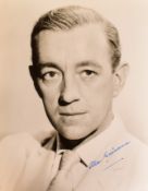 SIR ALEC GUINNESS (1914-2000) - SIGNED 8X10