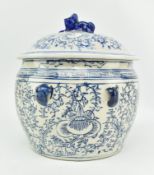 20TH CENTURY TRANSFER WARE BLUE AND WHITE CERAMIC LIDDED JAR