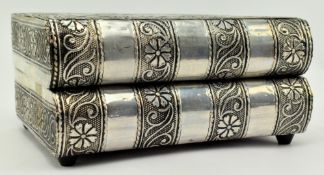 MID CENTURY INDIAN EMBOSSED WHITE METAL JEWELLERY BOX WITH A LOCK