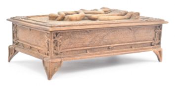 EARLY 20TH CENTURY FRENCH WOODEN TRINKET BOX WITH NUDE COUPLE KISSING - LE BAISER
