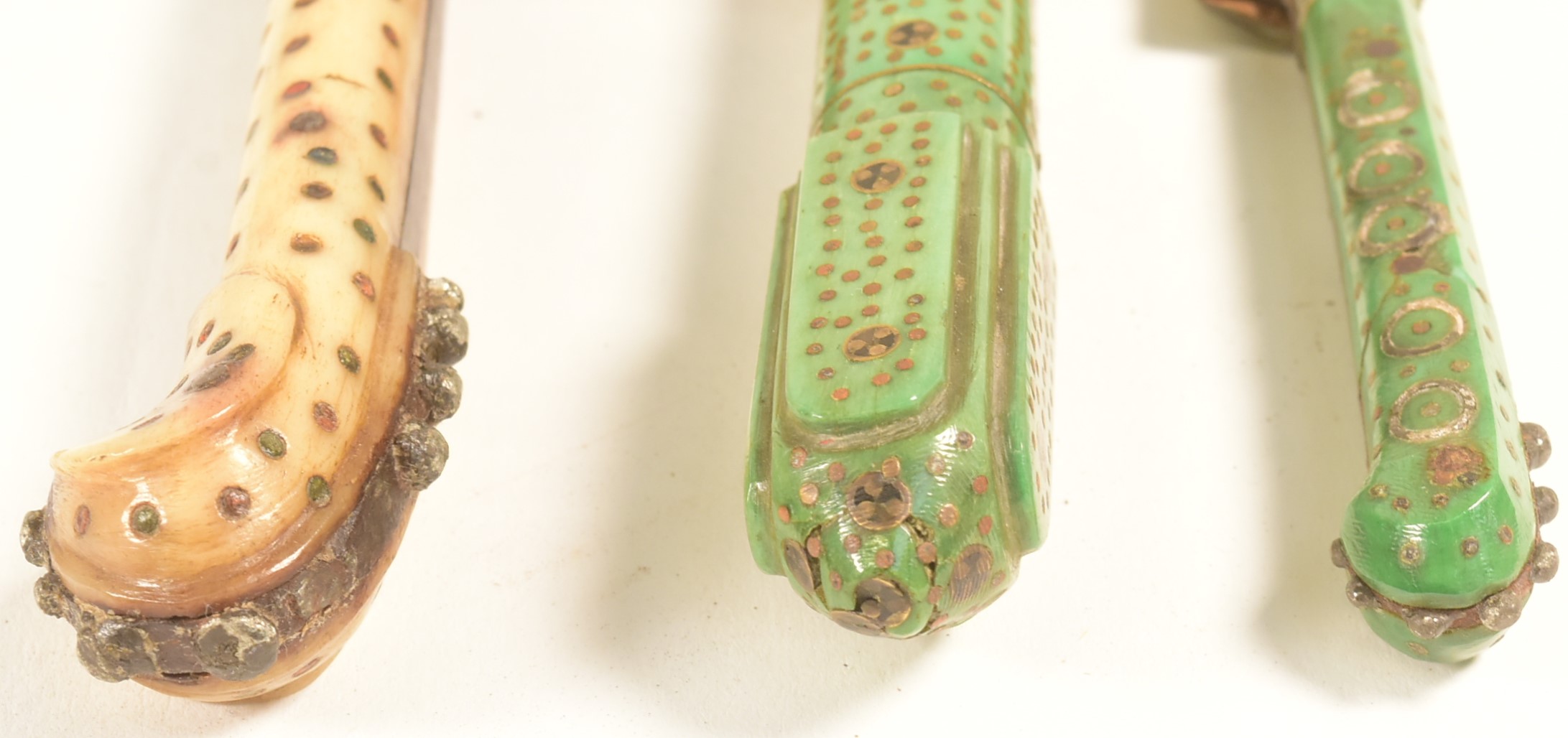 19TH CENTURY CAUCASIAN BONE HILTED DAGGERS - Image 9 of 9
