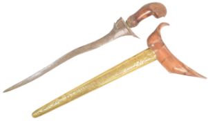EARLY 2OTH CENTURY INDONESIAN KRIS DAGGER