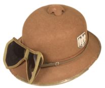 WWII SECOND WORLD WAR GERMAN AFRICA CORPS PITH HELMET & GOGGLES