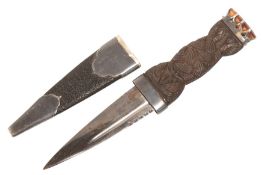 HALLMARKED SILVER SCOTTISH SGIAN DUBH