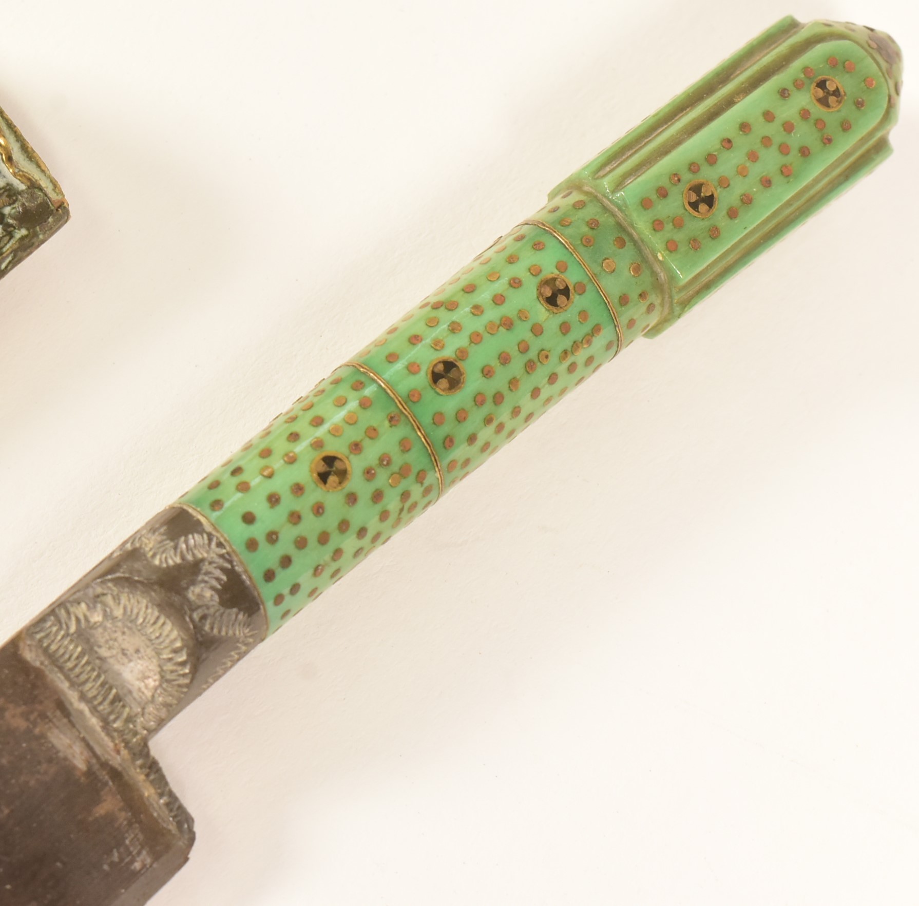 19TH CENTURY CAUCASIAN BONE HILTED DAGGERS - Image 3 of 9