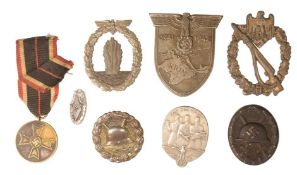 COLLECTION OF SECOND WORLD WAR GERMAN MEDALS & BADGES