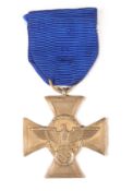 WWII SECOND WORLD WAR GERMAN POLICE 18 YEAR SERVICE MEDAL