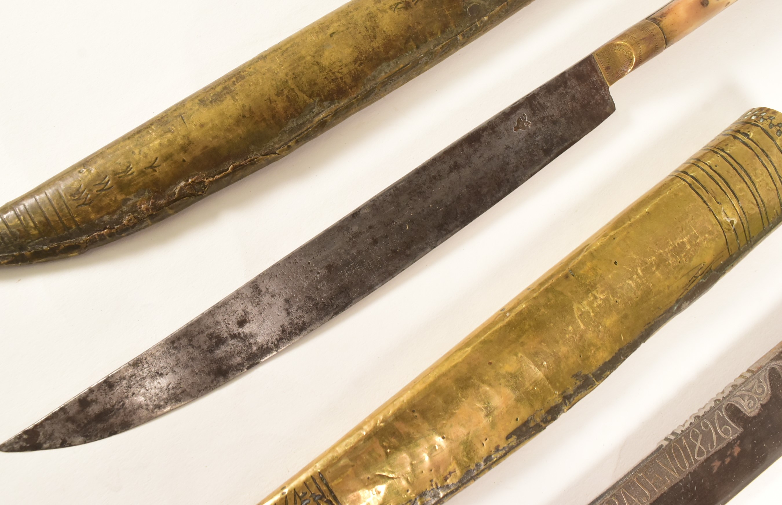 19TH CENTURY CAUCASIAN BONE HILTED DAGGERS - Image 6 of 9