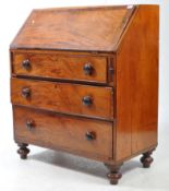 19TH CENTURY VICTORIAN MAHOGANY BUREAU