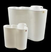 ALVAR AALTO FOR IITTALA - SAVOY DESIGN - TWO STUDIO ART GLASS VASES