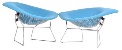 HARRY BERTOIA FOR KNOLL - DIAMOND - PAIR OF BLUE UPHOLSTERED CHAIRS