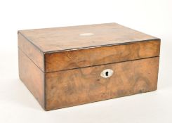 19TH CENTURY VICTORIAN WALNUT CHEST / BOX