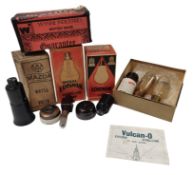COLLECTION OF VINTAGE BOXED LIGHT BULBS LAMPS