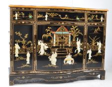 CONTEMPORARY CHINOISERIE LACQUER & GILT SIDEBOARD