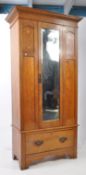 1920S ARTS AND CRAFTS OAK SINGLE WARDROBE ARMOIRE