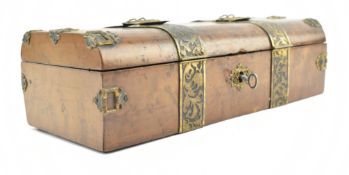 19TH CENTURY VICTORIAN BURR WALNUT DESK TIDY WITH GILT METAL BUCKLE STRAPS