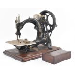 WILLCOX & GIBBS - EARLY 20TH CENTURY SEWING MACHINE