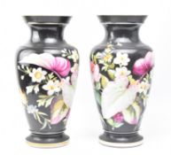 PAIR OF 20TH CENTURY ENGLISH CONTINENTAL PORCELAIN VASES
