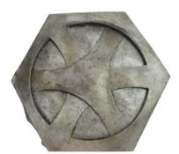 DOCTOR WHO (THIRTEENTH DOCTOR) - SCREEN USED TARDIS ROUNDEL