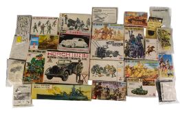 MODEL KITS - VINTAGE MILITARY PLASTIC MODEL KITS