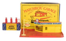 DIECAST - VINTAGE LESNEY MATCHBOX MODEL GARAGE