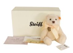 TEDDY BEARS - BOXED GERMAN STEIFF TEDDY BEAR - ALWAYS IN MY HEART