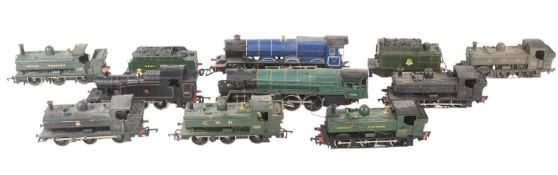 MODEL RAILWAY - COLLECTION OF OO GAUGE LOCOMOTIVES