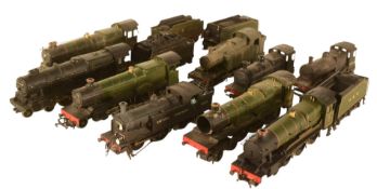 MODEL RAILWAY - COLLECTION OF ASSORTED OO GAUGE LOCOMOTIVES